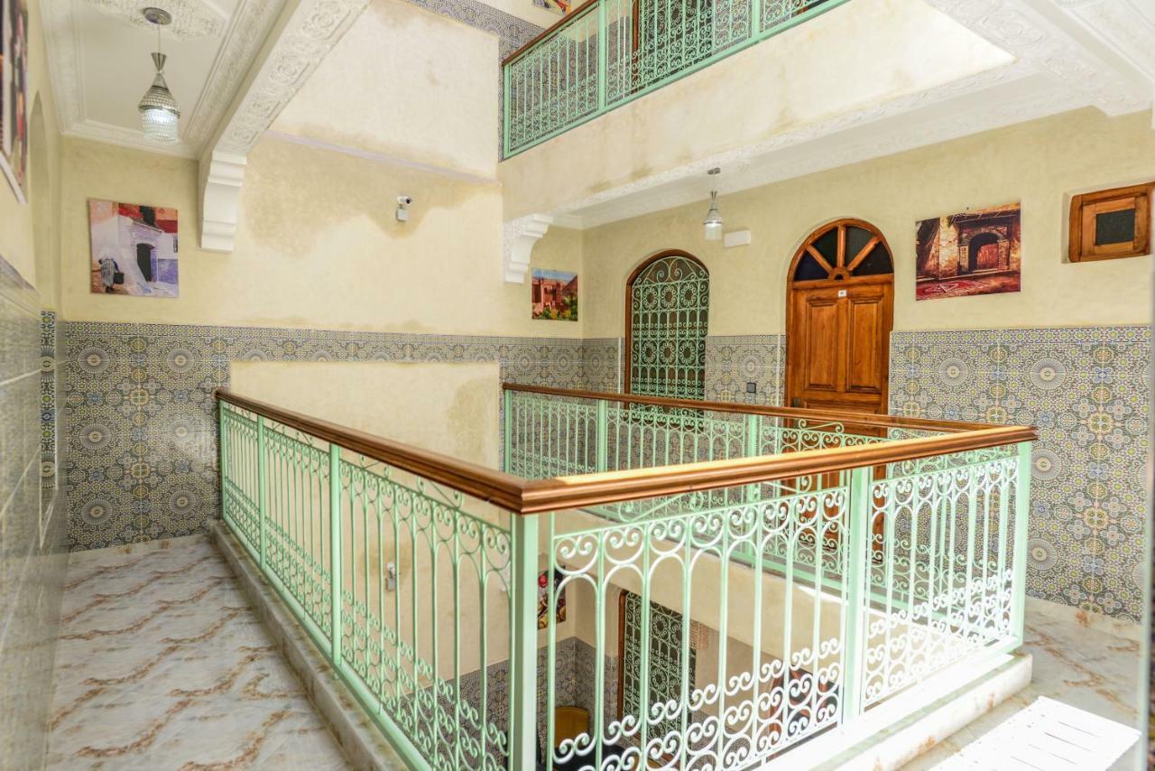 Hotel Faouzi Марракеш Экстерьер фото
