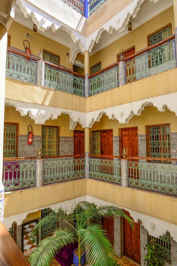 Hotel Faouzi Марракеш Экстерьер фото
